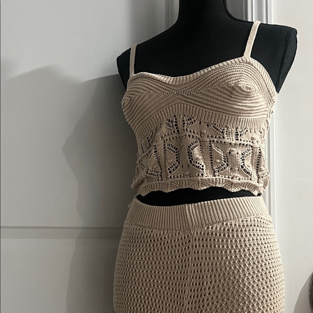 Beige Knit Crop Top and Beach Pant Set